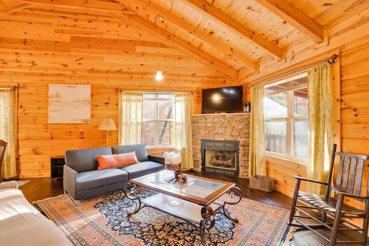 TV, fireplace, offices