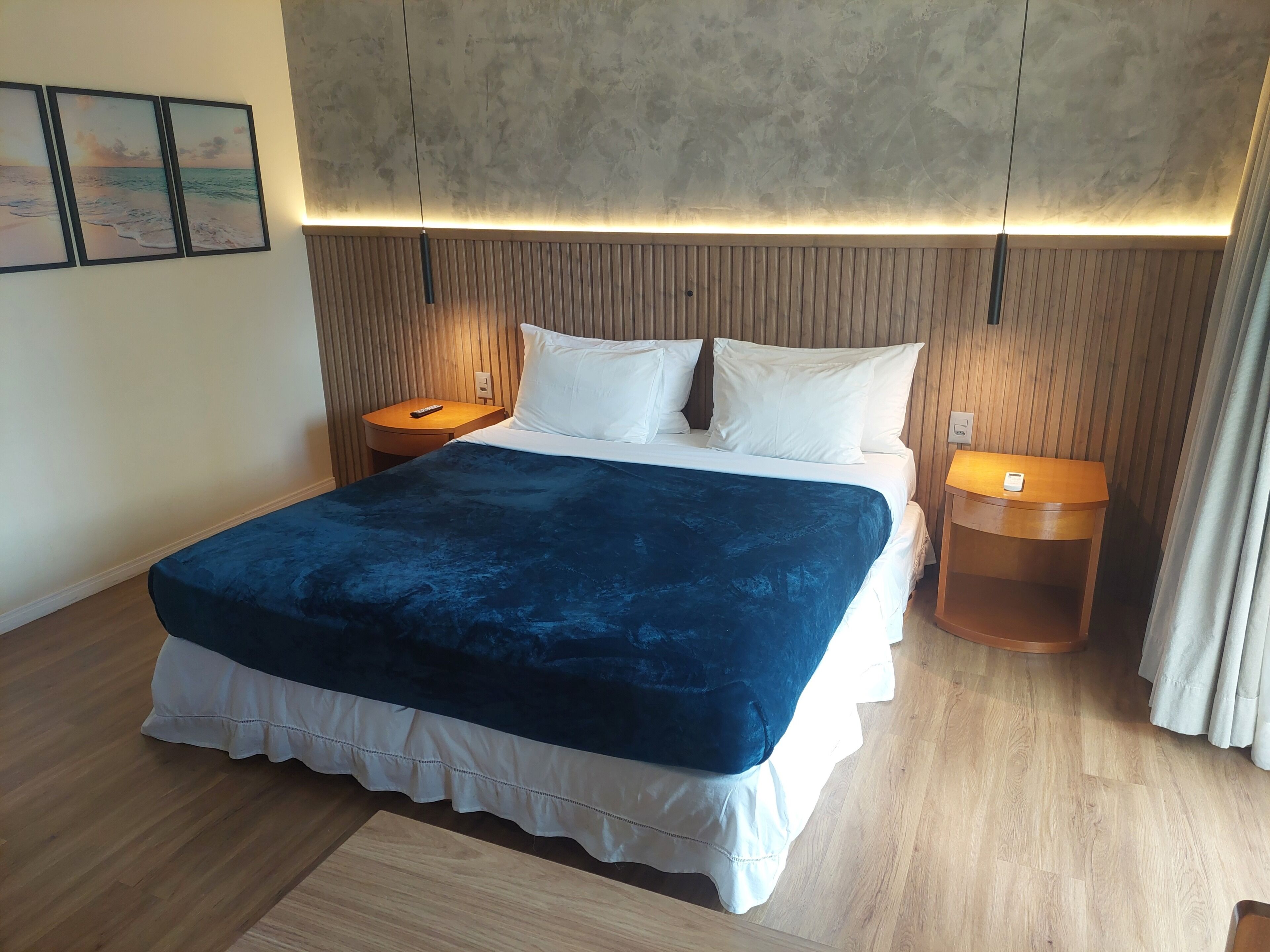 Superior Suite, 1 King Bed | 1 bedroom, in-room safe, blackout drapes, iron/ironing board