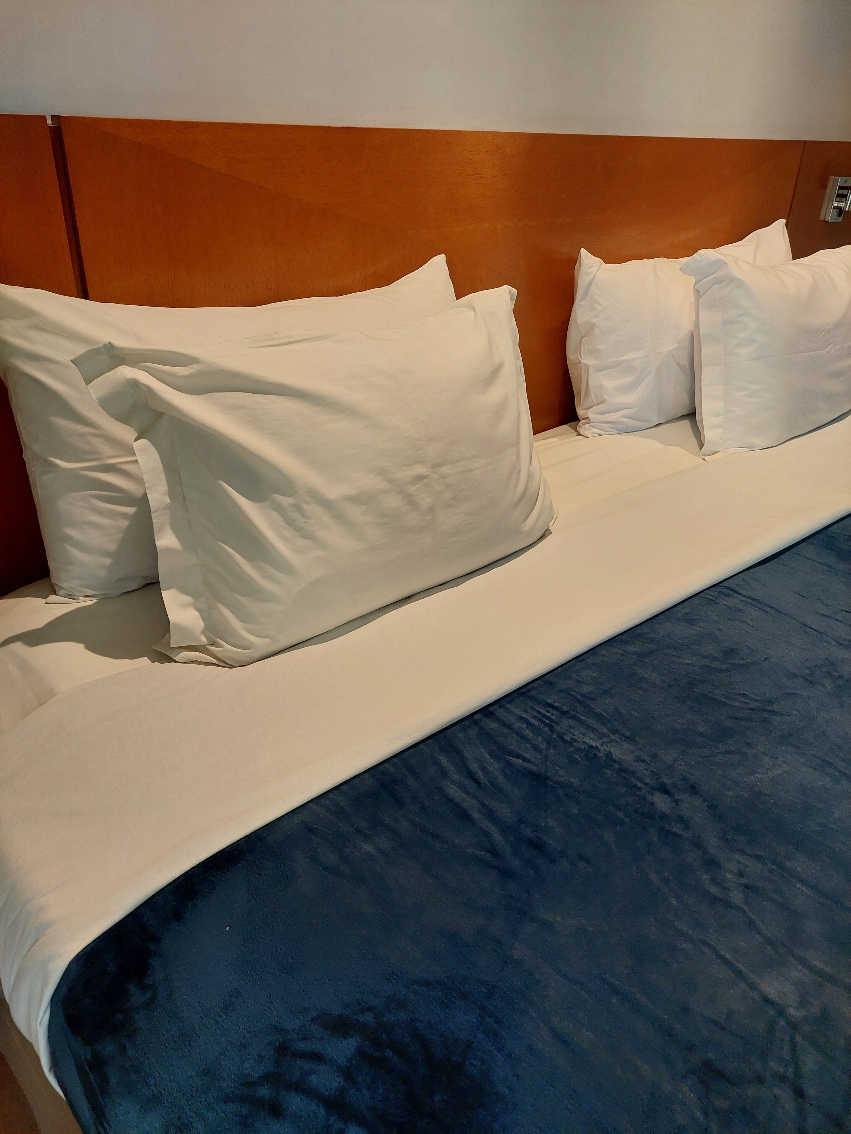 Standard Suite | 1 bedroom, in-room safe, blackout drapes, iron/ironing board