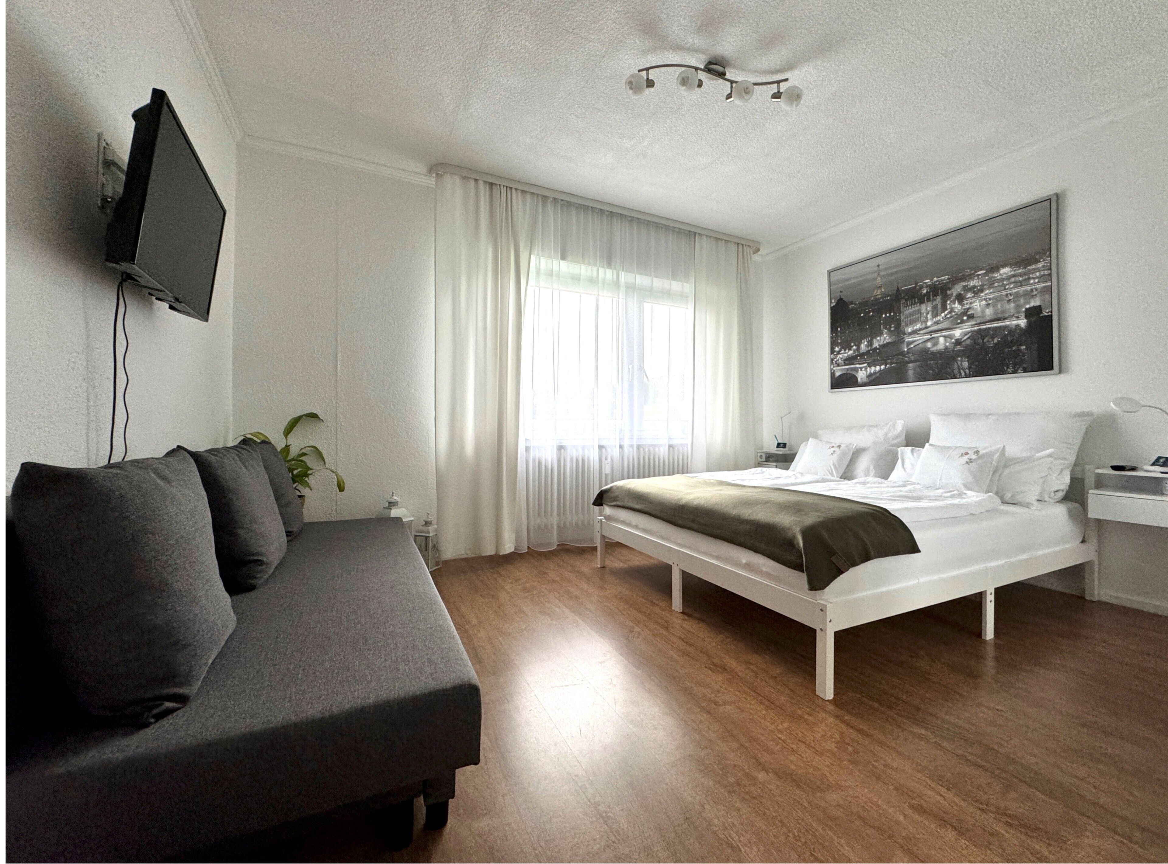 2 bedrooms, iron/ironing board, free WiFi, bed sheets