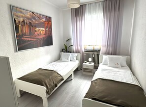 2 Schlafzimmer, Bügeleisen/Bügelbrett, kostenloses WLAN, Bettwäsche