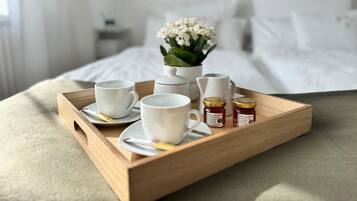 1 dormitorio, tabla de planchar con plancha, wifi gratis y ropa de cama