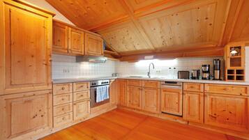 冰箱、烤箱、炉灶、洗碗机