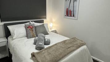 2 Schlafzimmer, Bügeleisen/Bügelbrett, WLAN, Bettwäsche
