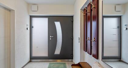 Ferienwohnung 'Wasserturmblick' mit Bergblick, privater Terrasse und WLAN