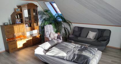 Apartment 'Mone's Kloetze' with Private Terrace, Wi-Fi and Air Conditioning