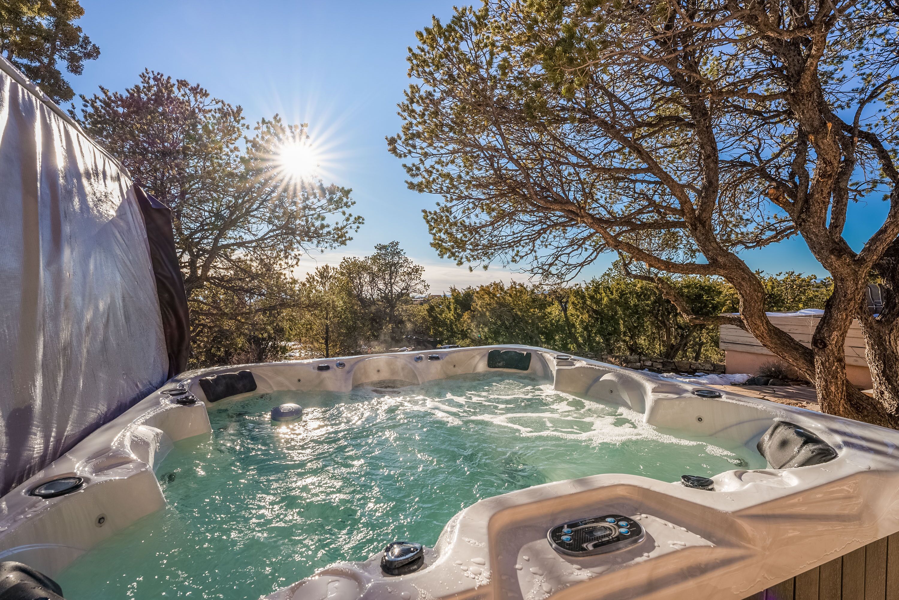 Casa Cuma - Sunny Mountain Views, Hot Tub