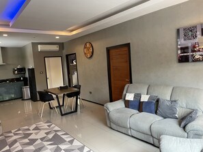 Familjesvit | Vardagsrum | Smart-tv