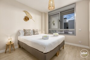 3 bedrooms, in-room safe, desk, iron/ironing board