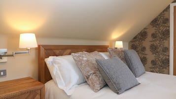 3 habitaciones, decoración personalizada y muebles diferentes
