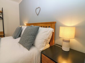 3 室のベッドルーム、WiFi (無料)、客室ごとに異なる装飾、客室ごとに異なるインテリア
