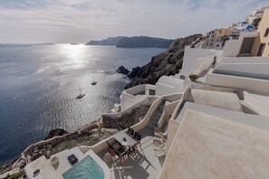 Terrace/patio -
Satori Caves by Thireon (Oia)