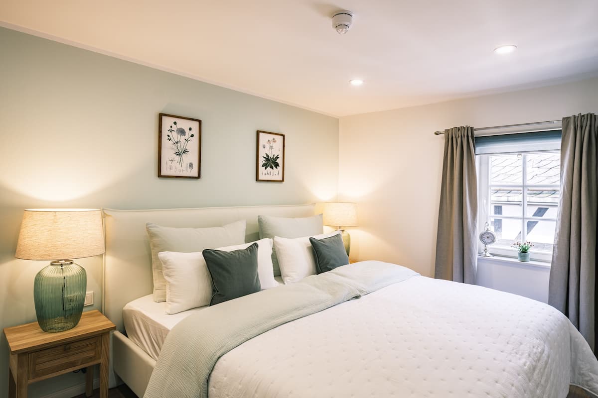 Superior Double Room | Free WiFi, individually decorated, individually furnished