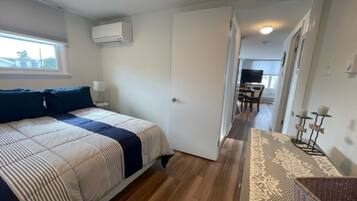 2 bedrooms, iron/ironing board, WiFi (free), bed sheets