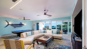 Unclassified image, 2 of 40, button - VRNR Luxury Collection Mariners Club 316, Private Gym, Pool Tbl, Boat Slip Avail (Key Largo)
