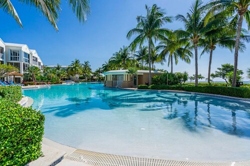 Mariners Club 316 Oceanfront Condo, Private Gym, Epic Amenities, Pickleball