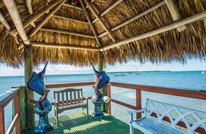 Property grounds - Mariners Club 316 Oceanfront Condo, Private Gym, Epic Amenities, Pickleball (Key Largo)