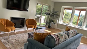 TV connectée, cheminée