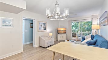 Condo, 2 Bedrooms | Living area | Smart TV