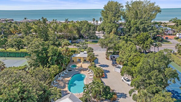 Condo, 2 Bedrooms | Pool