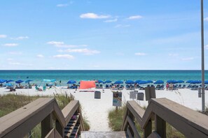 On the beach - Emerald Beach 2325 - Condo with Awesome Views (Panama City Beach)