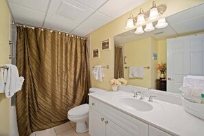 Bruser, hårtørrer, håndklæder