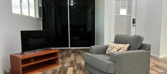 Luna Nova - a cozy container home