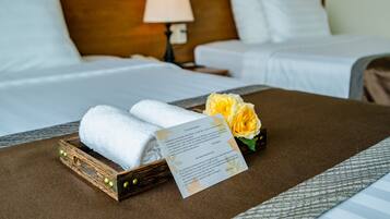 Premium bedding, in-room safe, desk, laptop workspace