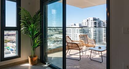 Luxury APT 3 BR New Tower Parking