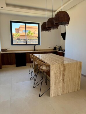 Dining - Villa Contemporaine au Cœur de Marrakech Avec Piscine Chauffée (Marrakech)