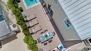 A heated pool - **A ROYAL AFFAIR @ DUVAL** Three Home Compound + LAST KEY SERVICES… (Key West)