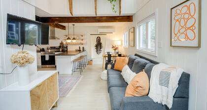 Cozy 'green Mountain Chalet' in Putney Town