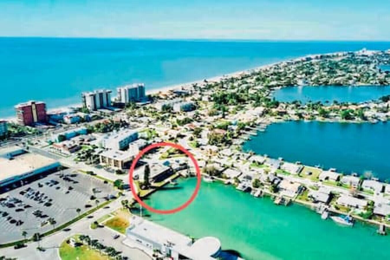 2/2 Beach Condo W/ Dock!