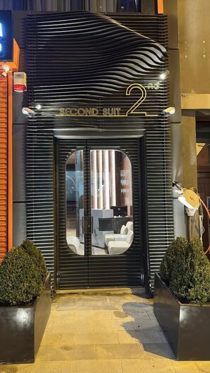 Property entrance - Second Suit Hotel (Istanbul)