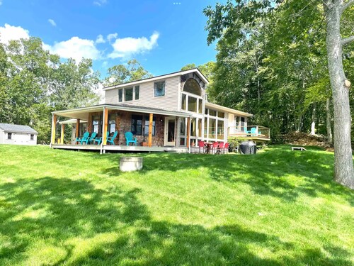 Private Island Lake House Near Casinos