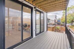 Terrace/patio - Capitol View 3 Penthouse with Rooftop (Washington)