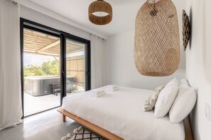 1 bedroom, iron/ironing board, WiFi, bed sheets - Villa Kasbar 4 Idéal Couple spa Privé Entre Bordeaux & St-emilion (Tizac-de-Curton)