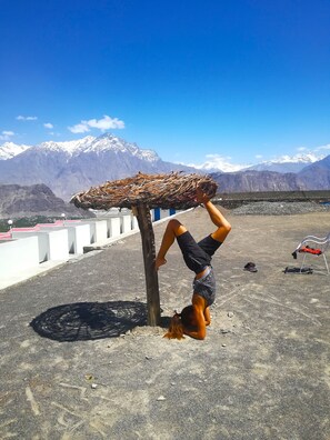 Yoga - Mountain Lodge Resort (Skardu)