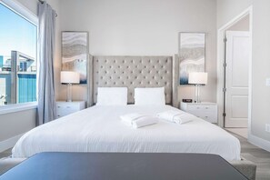 5 chambres, fer et planche à repasser, lit parapluie, Wi-Fi