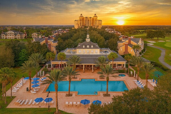 Exterior - Stylish 5BR Villa • Pool Table • Near Disney Parks (Four Corners)