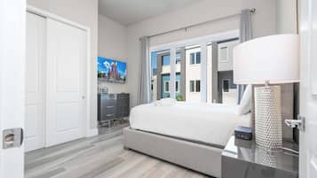 5 Schlafzimmer, Bügeleisen/Bügelbrett, Reisekinderbett, WLAN