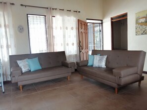 Smart TV - Casa Langosta c/ Piscina Privada (Jacó)