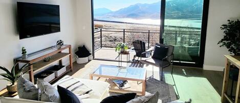 Téléviseur connecté, foyer