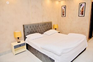 Deluxe Apartment - VineWood Apartments (Lahore)