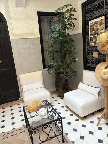 Riad étoile ocre 