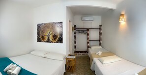 Familieværelse - flere senge | Gratis Wi-Fi, sengetøj