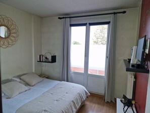 1 Schlafzimmer, Bügeleisen/Bügelbrett, kostenloses WLAN, Bettwäsche