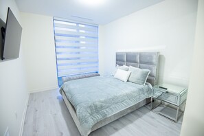 4 bedrooms, WiFi, bed sheets