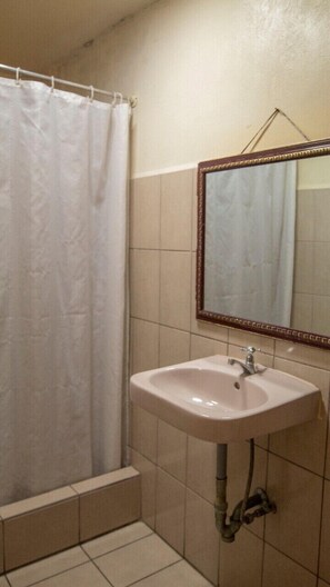 Bathroom - Hotel Arrecifes (San José)