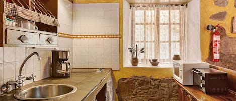 Microwave, oven, stovetop